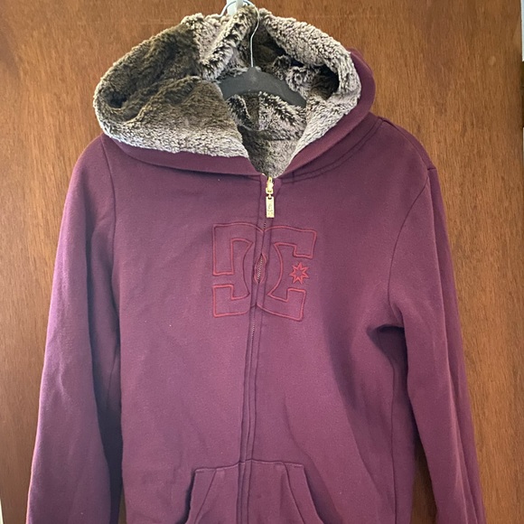 DC faux fur reversible hoodie - Picture 3 of 9